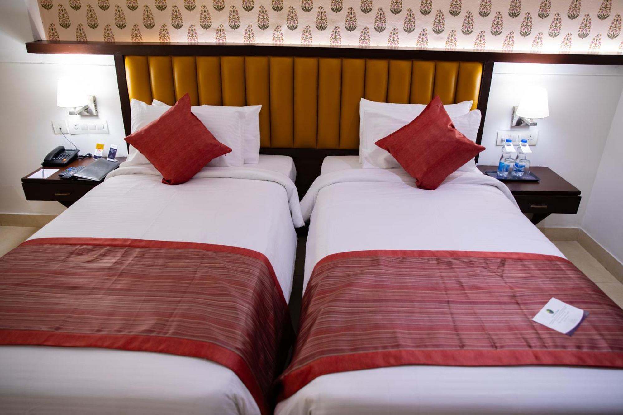Grand Continent Secunderabad A Sarovar Portico Affiliate Hotel Exteriör bild